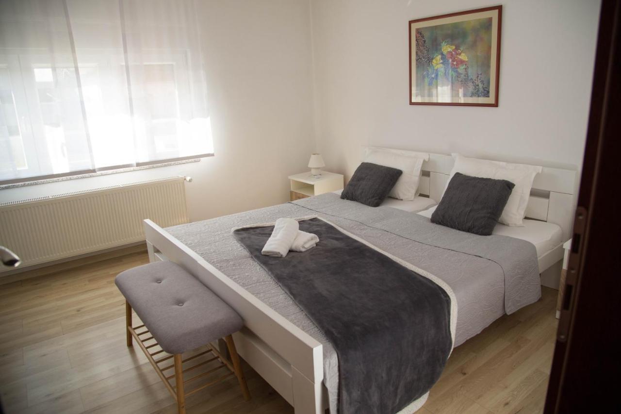 Apartmani Baotic Zupanja Extérieur photo