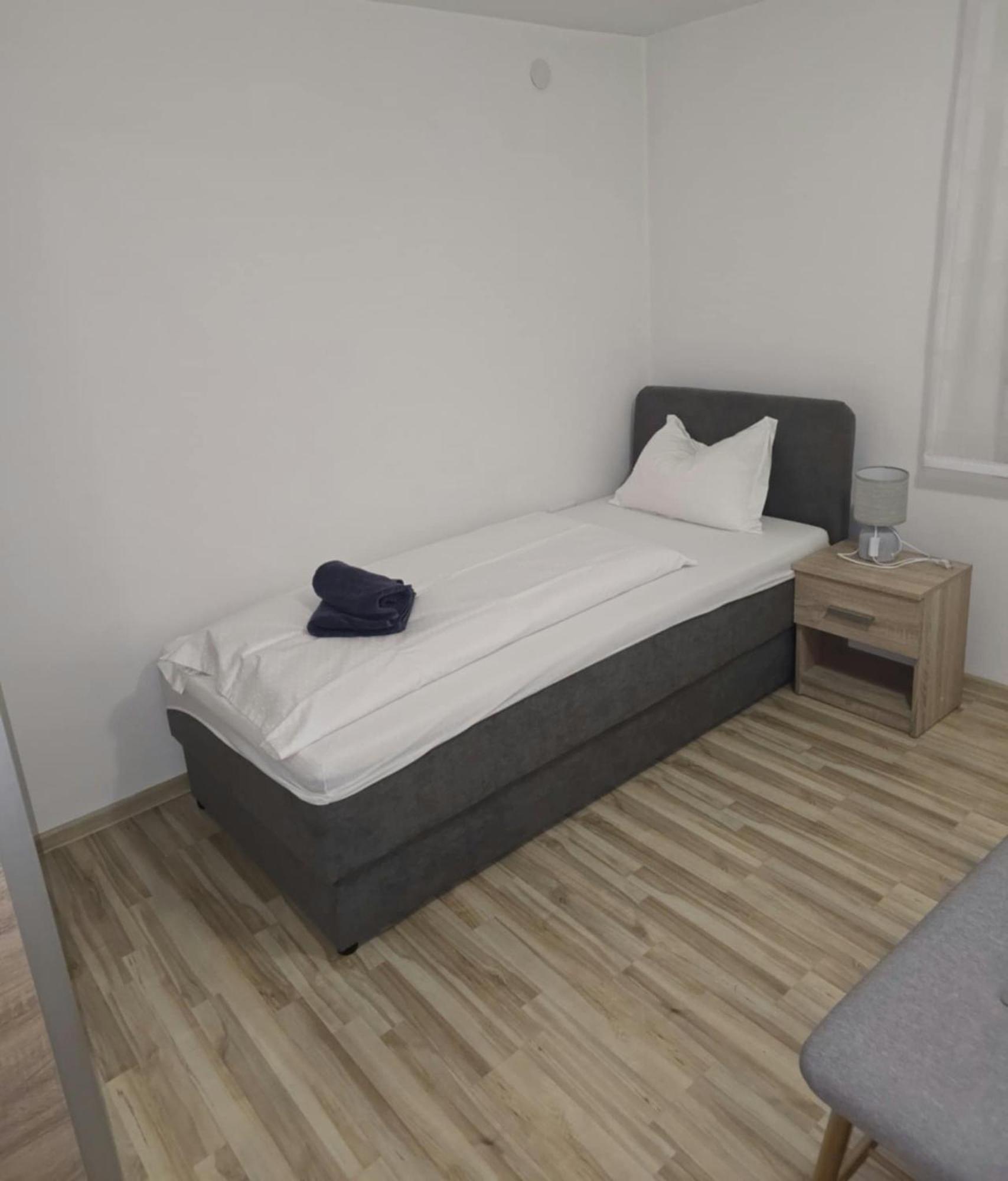 Apartmani Baotic Zupanja Extérieur photo